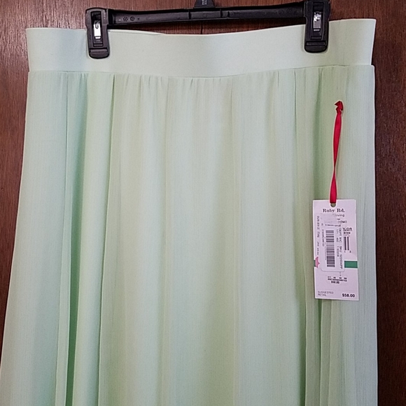 NWT Ruby Rd Skirt L - Picture 2 of 4